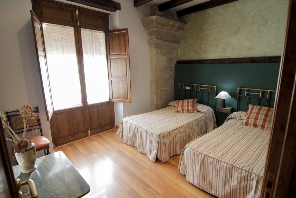 فندق Vivienda Turistica Yamaries أوبيذا المظهر الخارجي الصورة